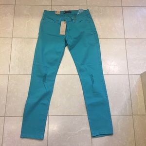 Brand new! Too super low skinny Levi
